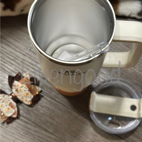 Stanley MAGNOLIA- SOLD on cross post - Picture 3 of 4